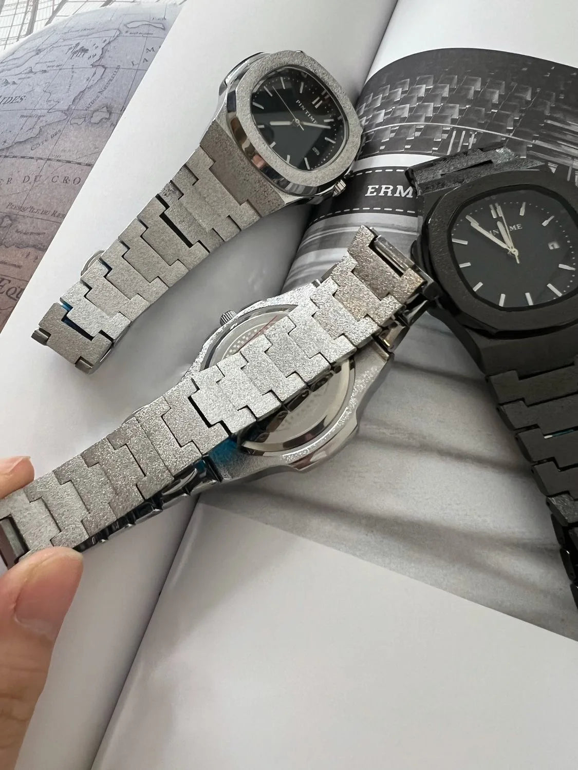 Montre PARIS